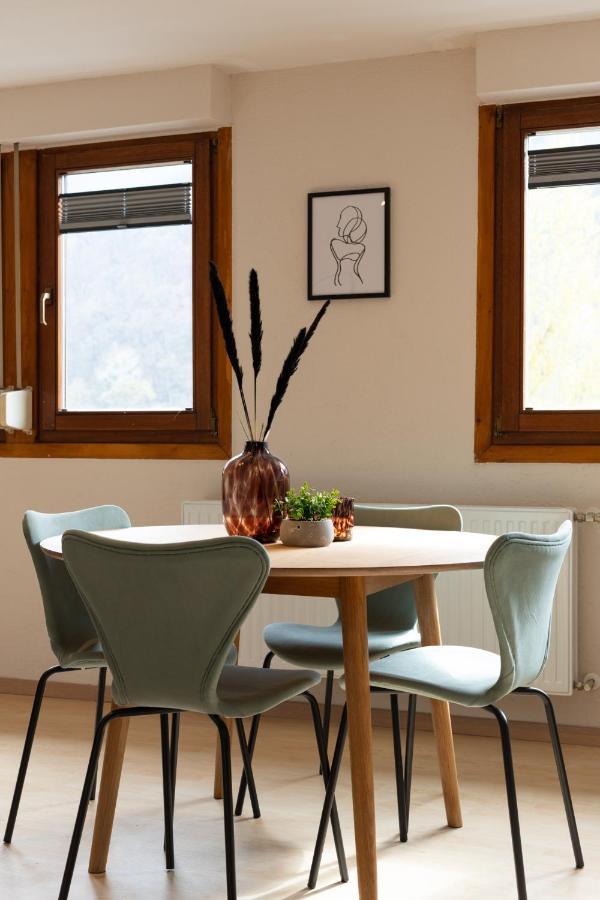 Haus Blaue Traube Mit Moselblick Apartment Ediger-Eller Ngoại thất bức ảnh